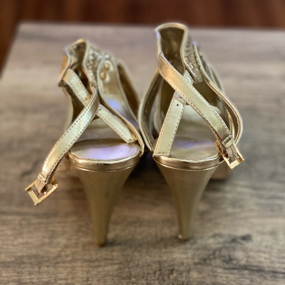 Gold Aldo Heels - Picture 3 of 3
